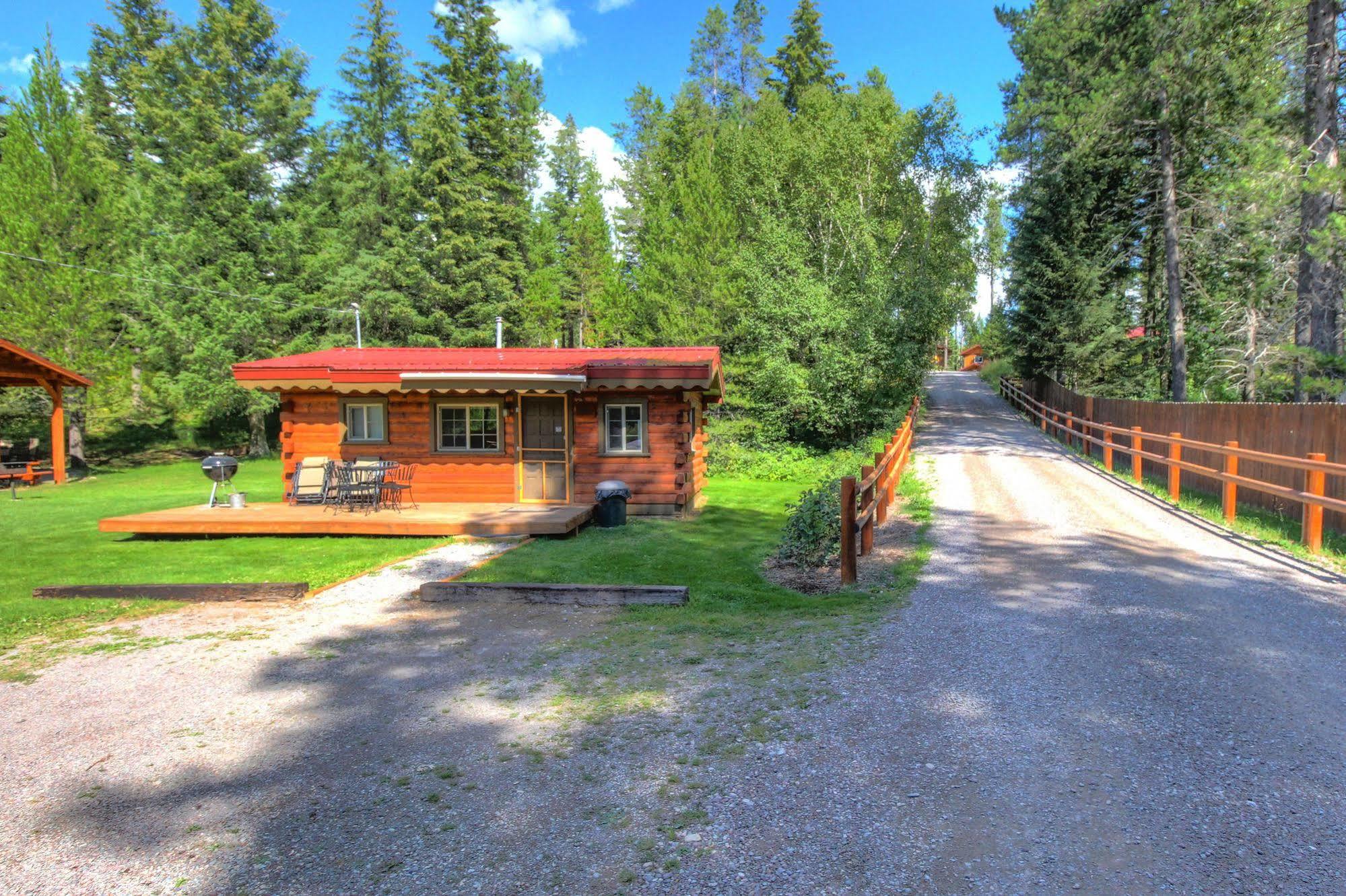 Historic Tamarack Lodge Hungry Horse 外观 照片